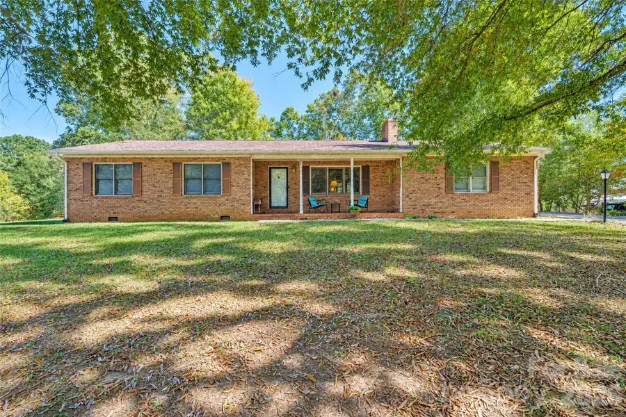 206 Bleynat Street, Valdese, NC 28690 - #2