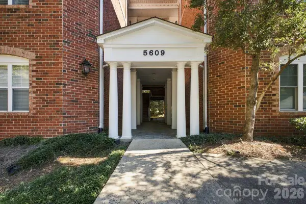 5609 Fairview Road #5, Charlotte, NC 28209