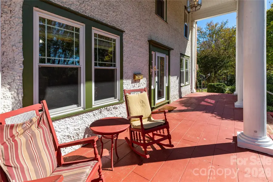 10 Best Life Lane, Brevard, NC 28712 - #3