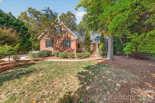 40255 Falconcrest Lane, New London, NC 28127