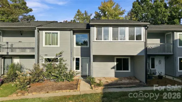 6610 Point Comfort Lane, Charlotte, NC 28226