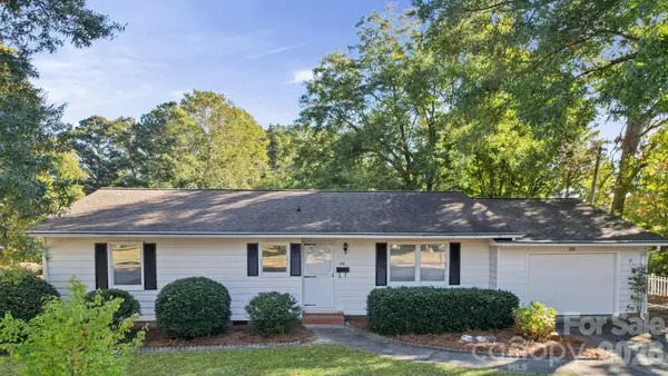 220 N Russell Street, Troy, NC 27371