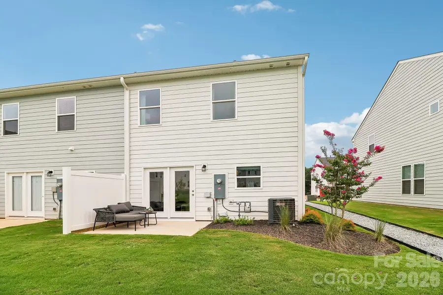 519 Barkdust Lane, Charlotte, NC 28216 - #2