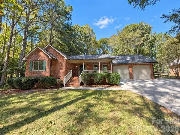 6837 Lowesville Lane, Stanley, NC 28164