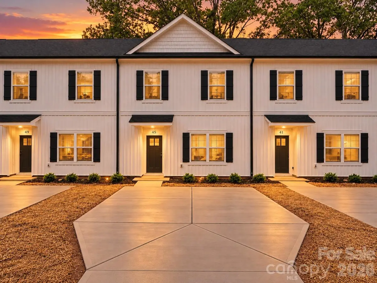 41 E 13th Street, Newton, NC 28658 - #1