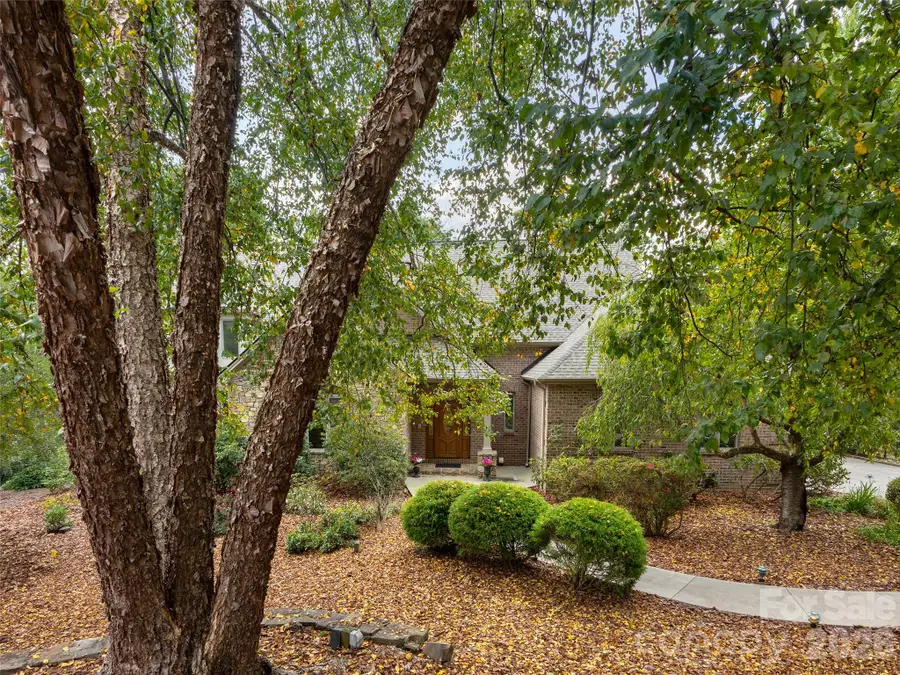 612 Holt Lane, Asheville, NC 28803 - #2
