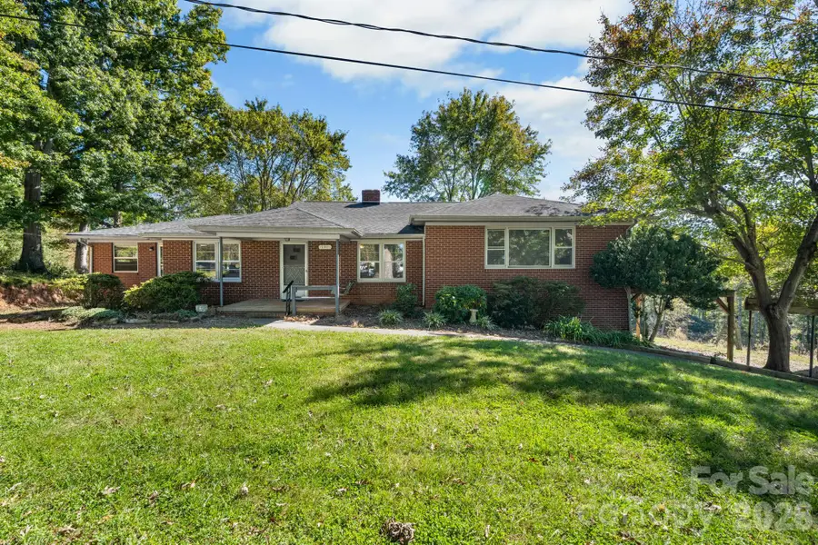 131 Clay Street, Morganton, NC 28655 - #2