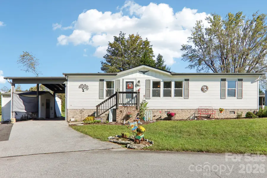 304 Meadowbrook Court, Hendersonville, NC 28792 - #2