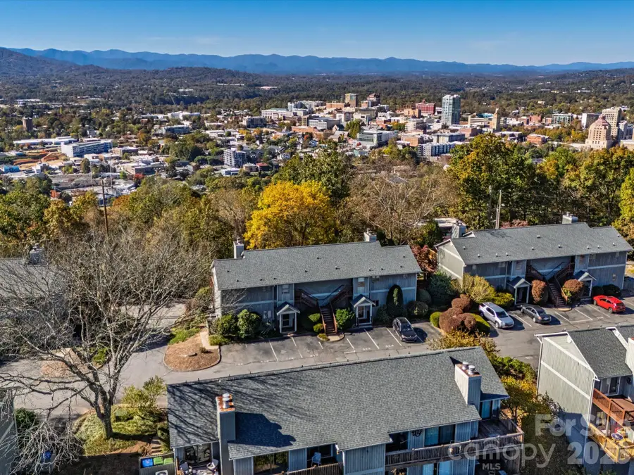 524 Windswept Drive, Asheville, NC 28801 - #2
