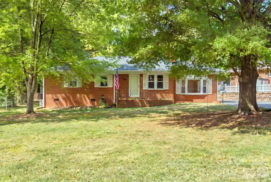 1115 Woodhaven Drive, Mount Holly, NC 28120 - #2