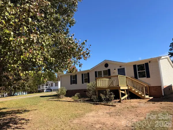 5609 Wildwood Court, Bessemer City, NC 28016