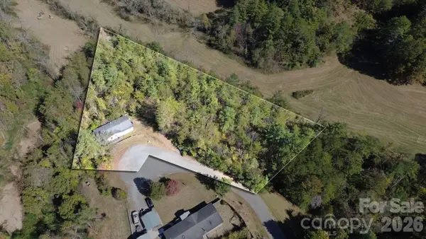 31 White Cedar Drive, Weaverville, NC 28787