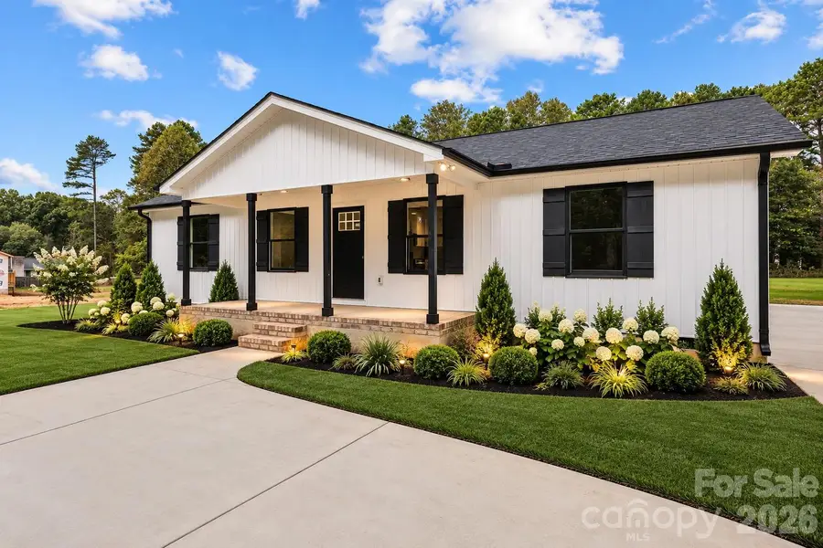 135 Castleview Road, Salisbury, NC 28146 - #2