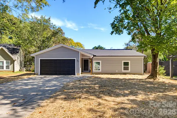 7532 Eastbourne Road, Charlotte, NC 28227