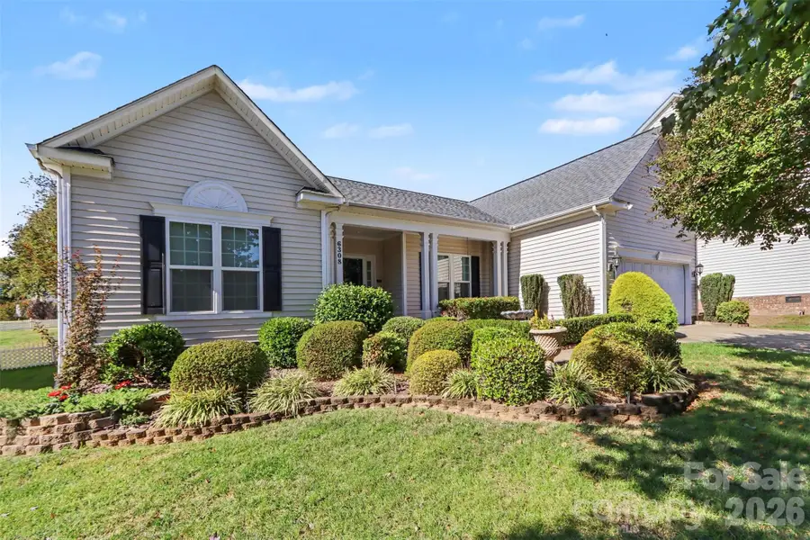 6308 Creek Breeze Road, Charlotte, NC 28269 - #2