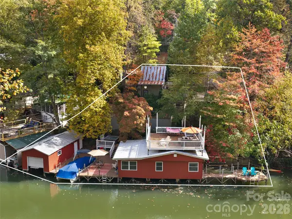 1942 Memorial Highway, Lake Lure, NC 28746