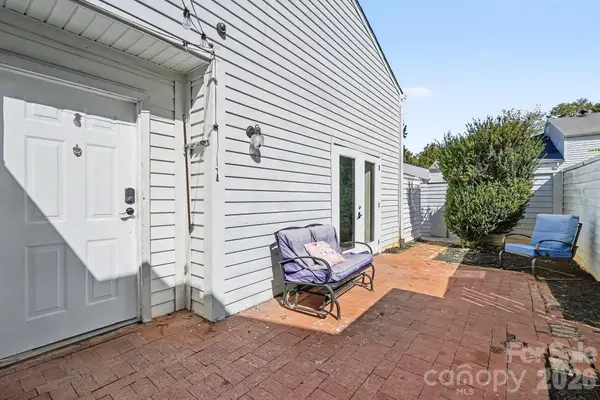 7406 Mystic Lane, Charlotte, NC 28227