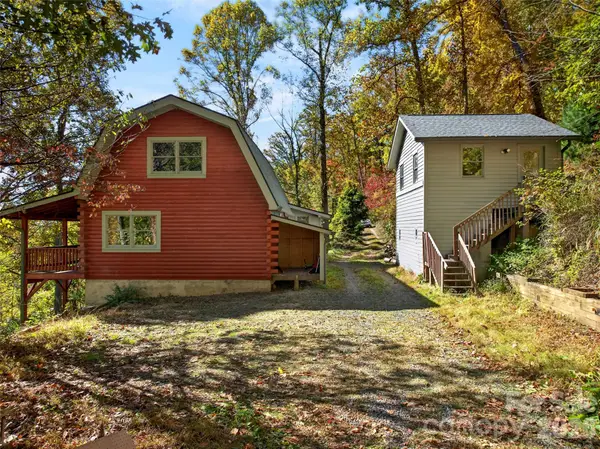 335 Moody Cove Road, Weaverville, NC 28787