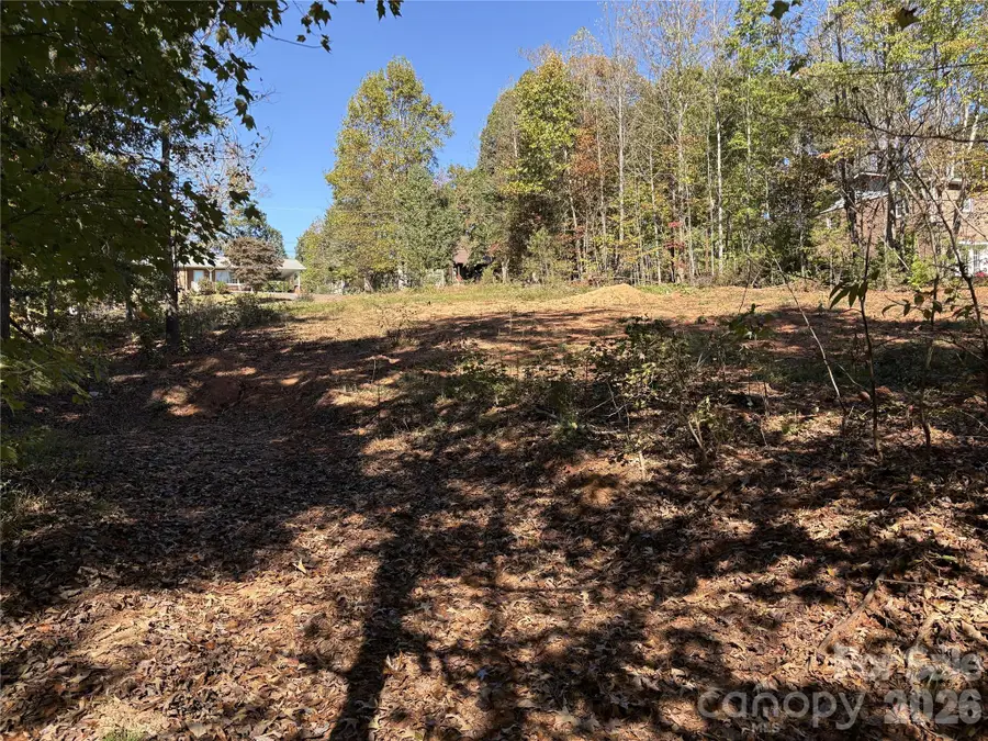 173 Crestwood Avenue, Morganton, NC 28655 - #2