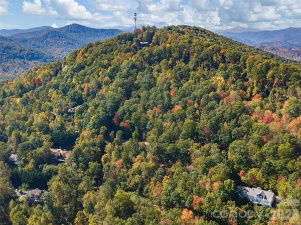 67 Gaston Mountain Road, Asheville, NC 28806
