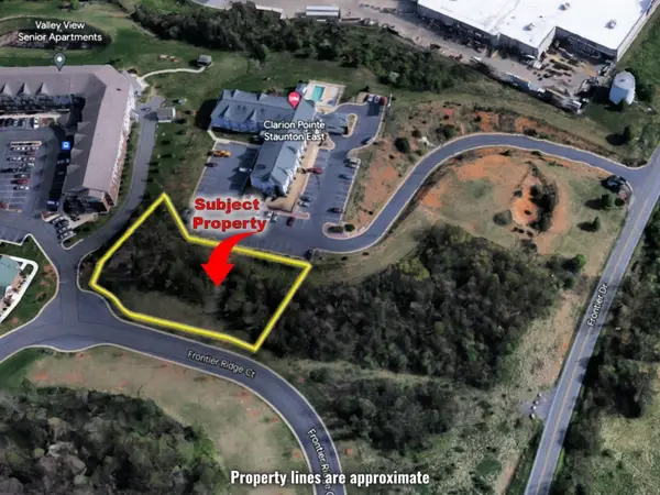 10 Frontier Ridge Ct, Staunton, VA 24401