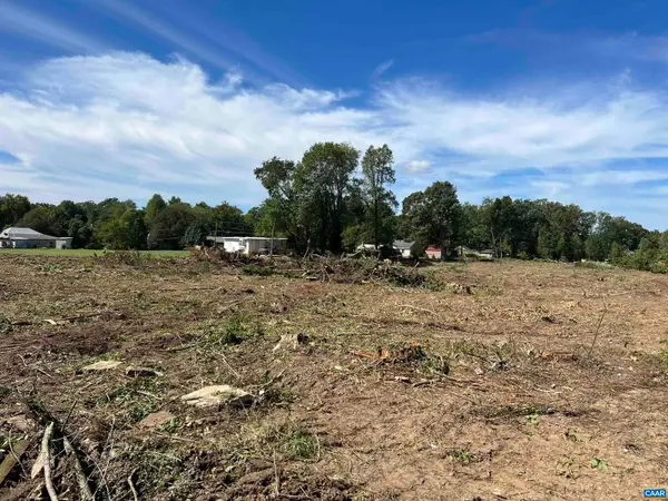 Virginia Ave, Mineral, VA 23117