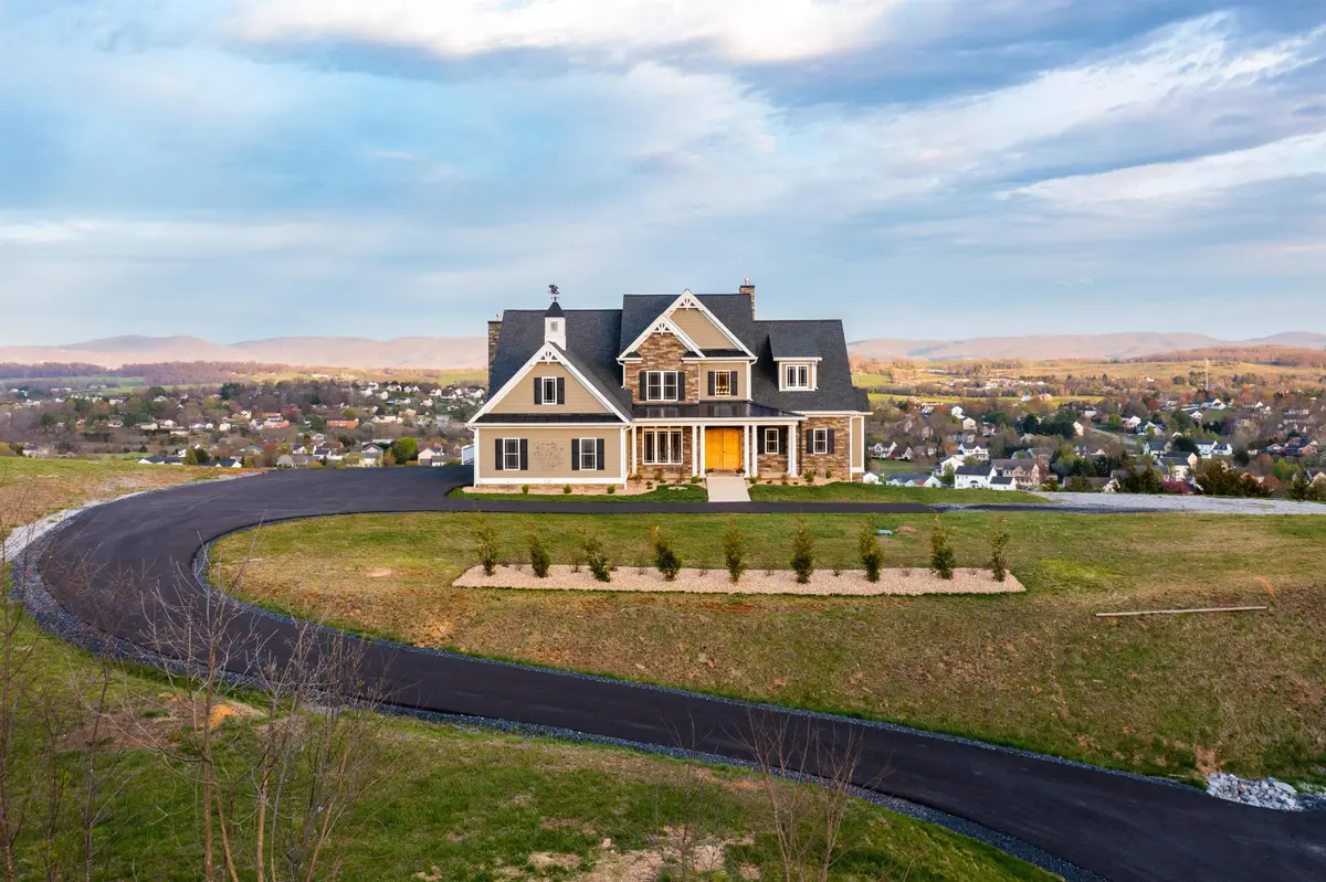 243 Barrenridge Rd, Staunton, VA 24401 - Image #1