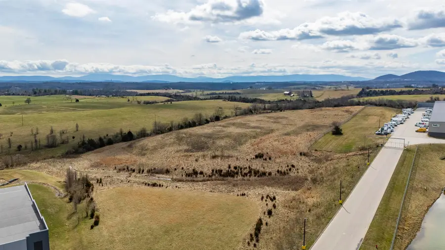 11 Industry Way, Staunton, VA 24401 - Image #3