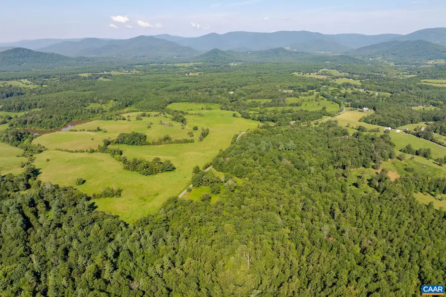 955 Simmons Gap Rd, Dyke, VA 22935 - Image #2