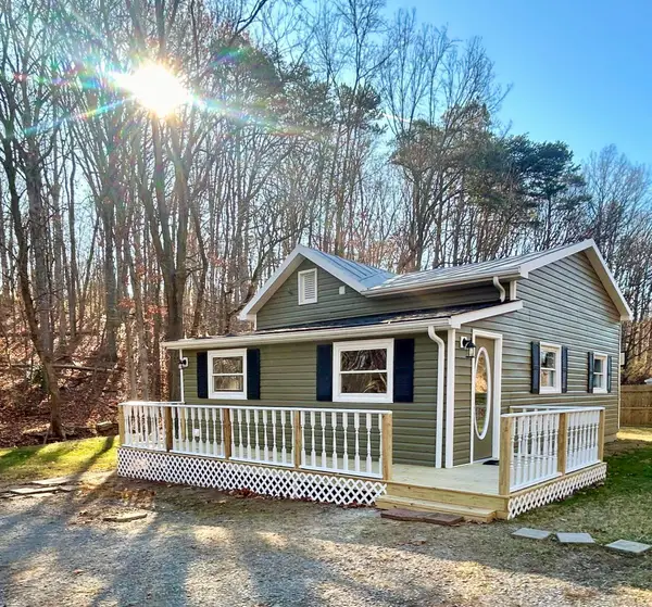 1294 Main St E, Stanley, VA 22851