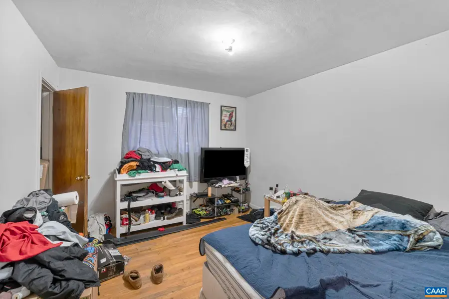 2301 North Berkshire Rd, Charlottesville, VA 22901 - Image #2