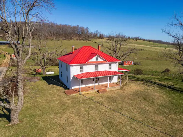 3165 Old Greenville Rd, Staunton, VA 24401