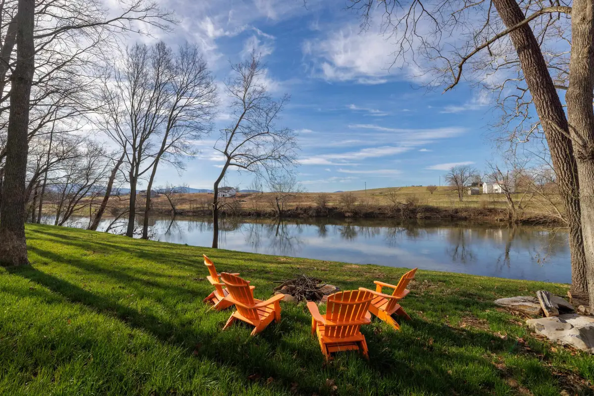 4453 Park Way, Elkton, VA 22827 - Image #1