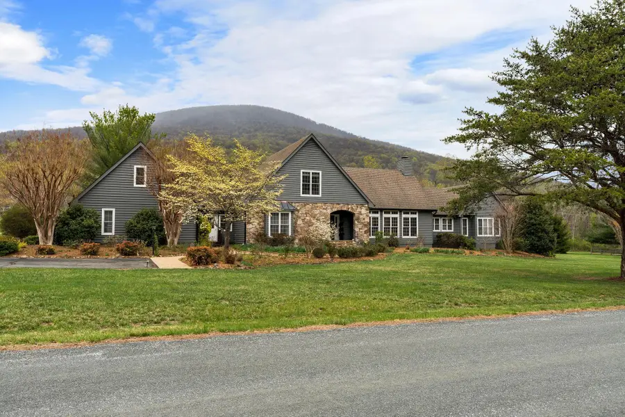 27 Black Walnut Ln, Nellysford, VA 22958 - Image #3