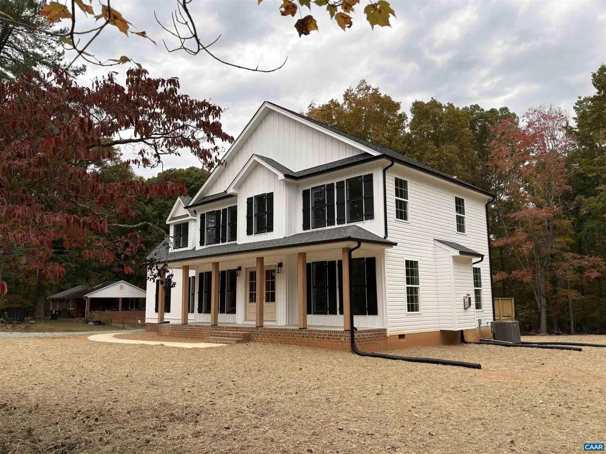 4398 Thomas Jefferson Pkwy, Palmyra, VA 22963 - #1