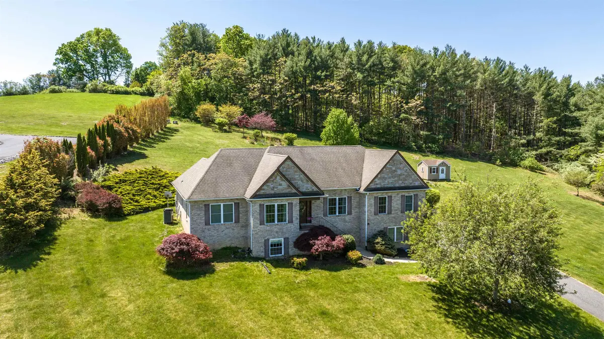 81 Cedar Creek Ln, Fort Defiance, VA 24437 - Image #1