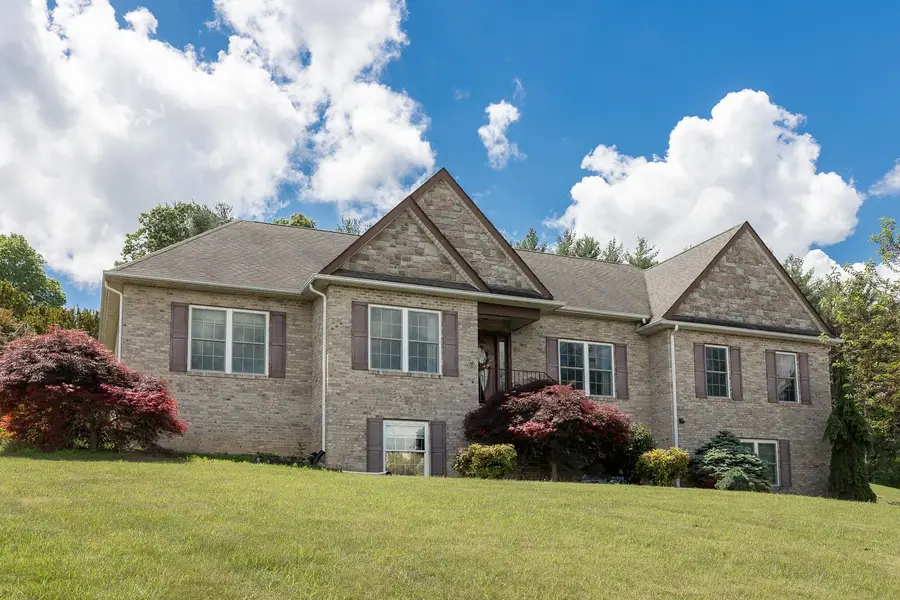 81 Cedar Creek Ln, Fort Defiance, VA 24437 - Image #3