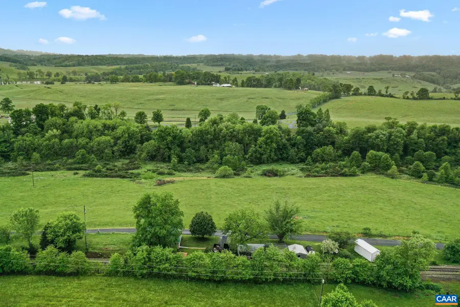 1507 Hewitt Rd, Swoope, VA 24479 - Image #2