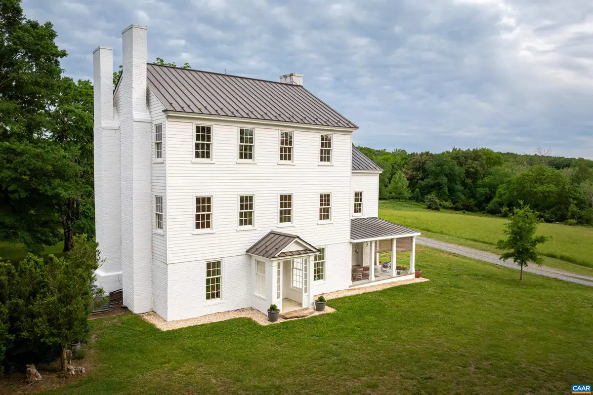 3276 Buckingham Springs Rd, Dillwyn, VA 23936 - #1