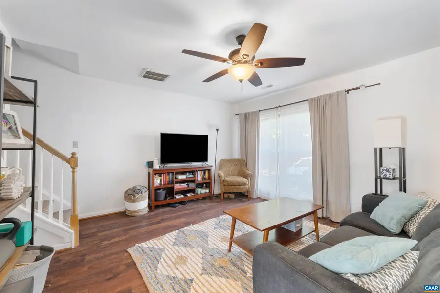 119 Danbury Ct, Charlottesville, VA 22902 - Image #3