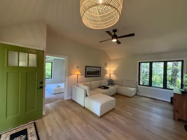 1201 Lakeshore Dr S, Louisa, VA 23093 - Image #2