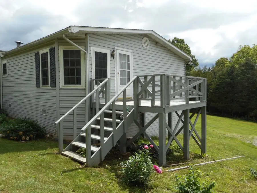 2780 Sunrise Dr, Broadway, VA 22815 - Image #2