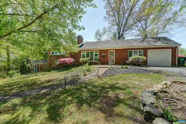 1514 Westwood Rd, Charlottesville, VA 22903