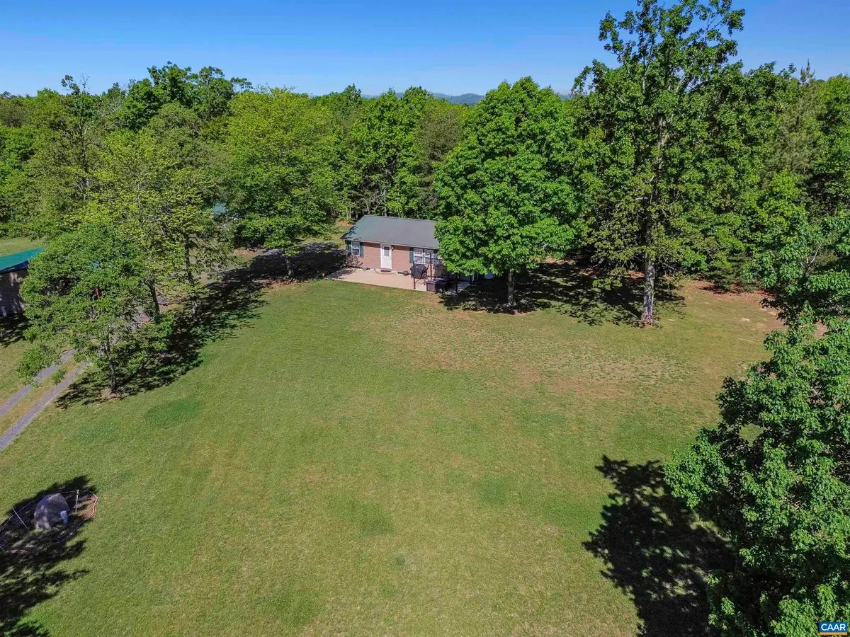 10239 Howardsville Rd, Howardsville, VA 24562 - Image #1