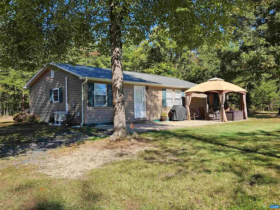 10239 Howardsville Rd, Howardsville, VA 24562 - Image #3