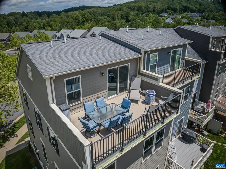 905 Flat Waters Ln, Charlottesville, VA 22911 - Image #2