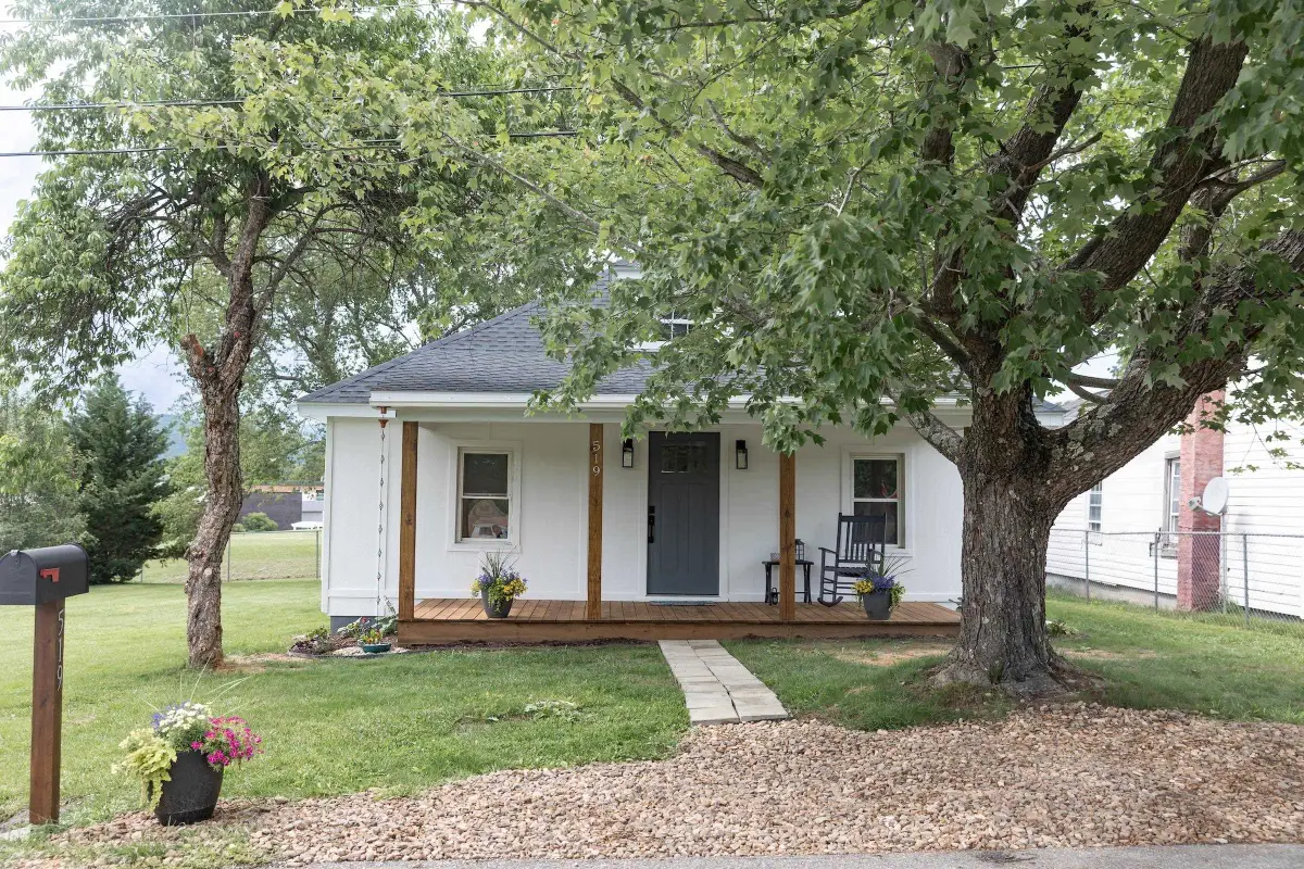 519 Arpia St, Lexington, VA 24450 - Image #1