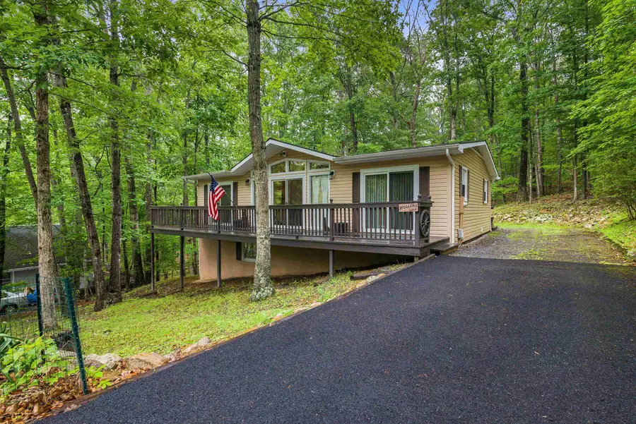 204 Spotswood Ln, McGaheysville, VA 22840 - Image #2