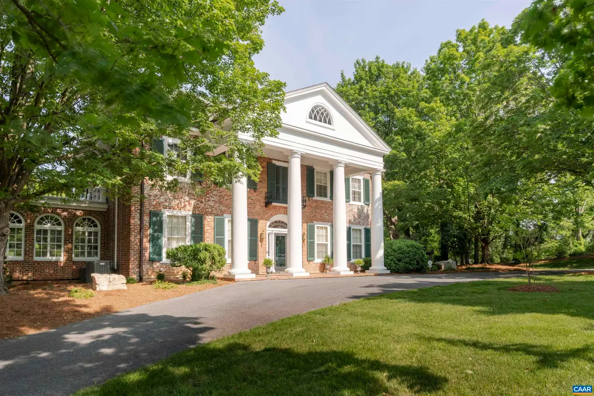 1417 Augusta St N, Staunton, VA 24401 - Image #1