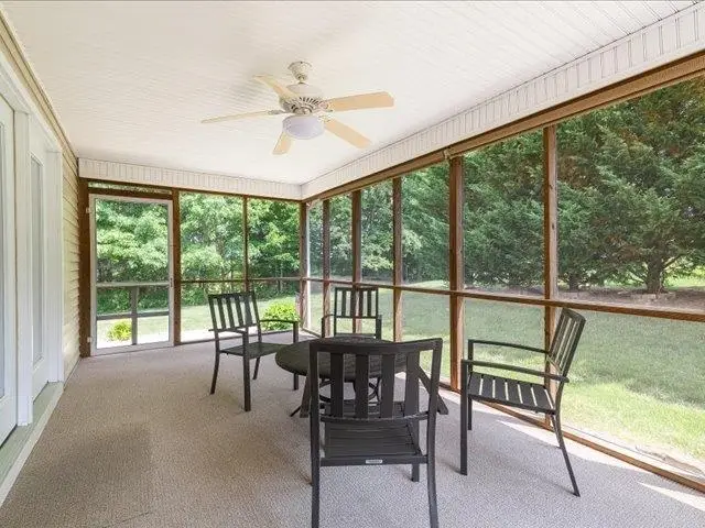 41 Hickory Nut Ln, Staunton, VA 24401 - Image #2